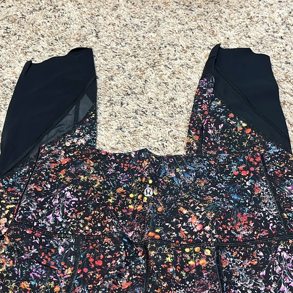 lululemon leggings - Picture 2 of 2